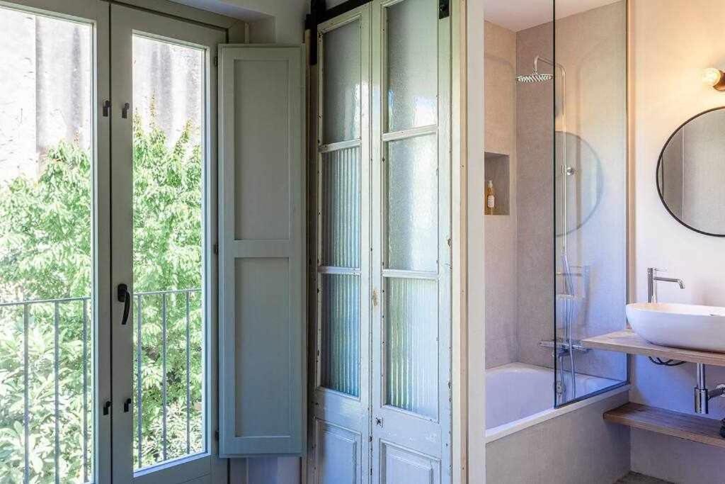 Velo Vern 3 Luxury Penthouse W Views Of City Wall Girona Exterior photo