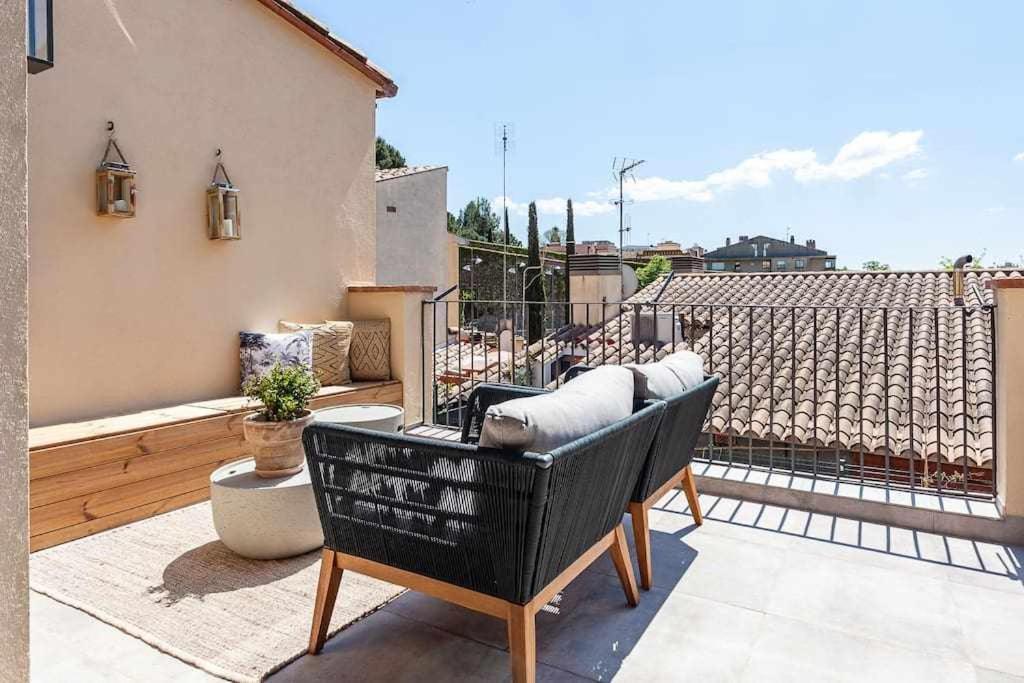 Velo Vern 3 Luxury Penthouse W Views Of City Wall Girona Exterior photo