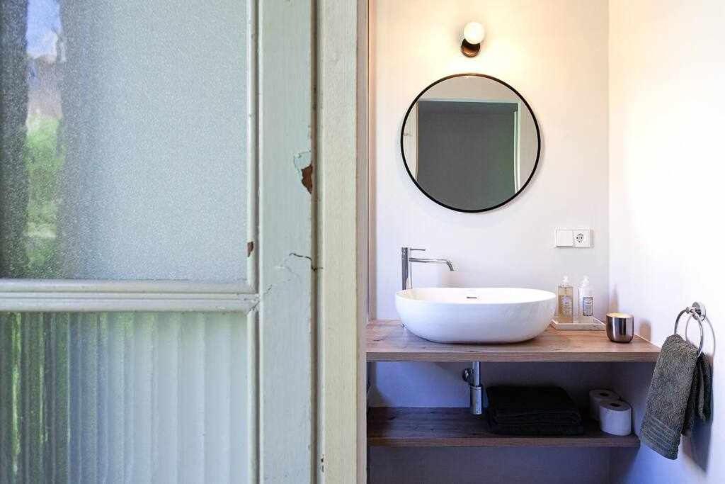 Velo Vern 3 Luxury Penthouse W Views Of City Wall Girona Exterior photo