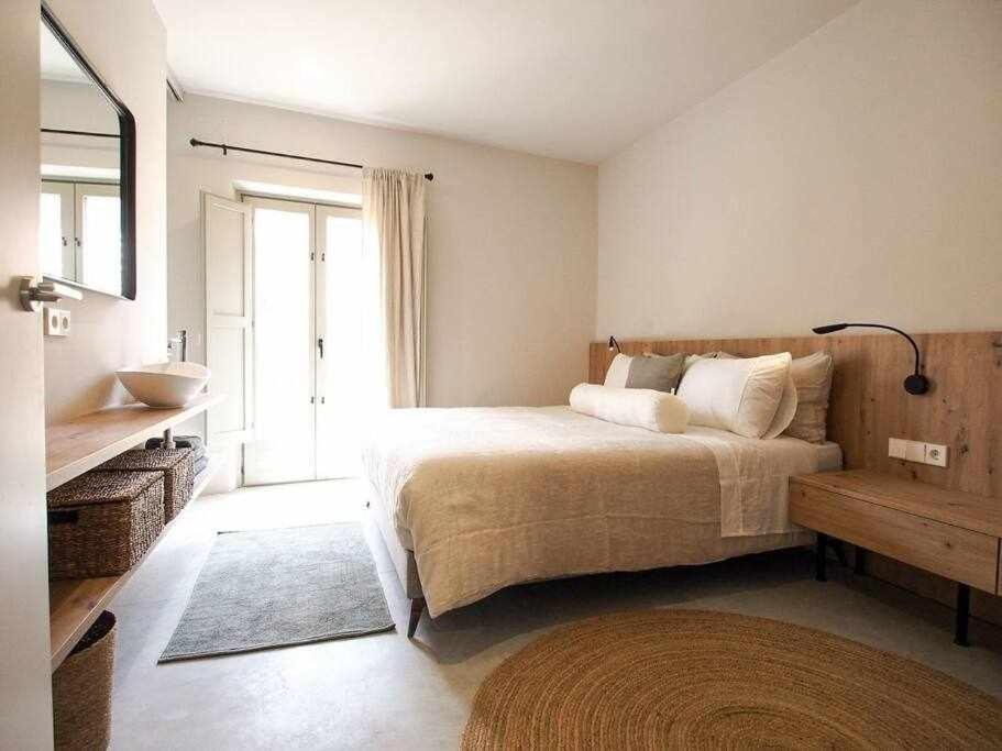 Velo Vern 3 Luxury Penthouse W Views Of City Wall Girona Exterior photo