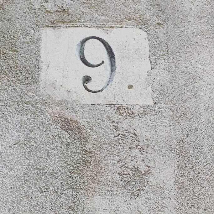 Velo Vern 3 Luxury Penthouse W Views Of City Wall Girona Exterior photo